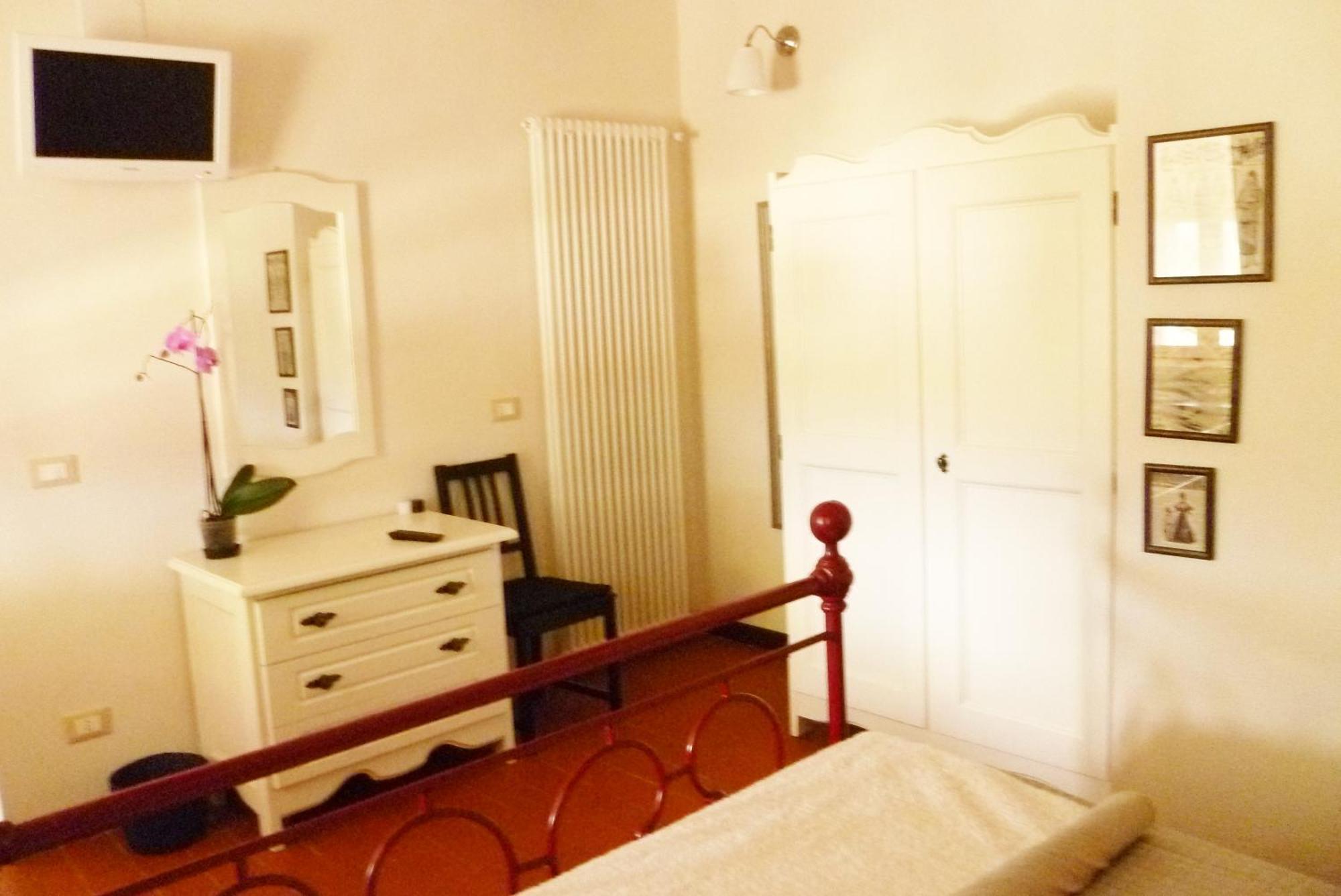 B&B Colle Di Terria Country House Contigliano Exteriér fotografie